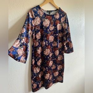 Nordstrom 90s Velvet Navy Floral Dress size large